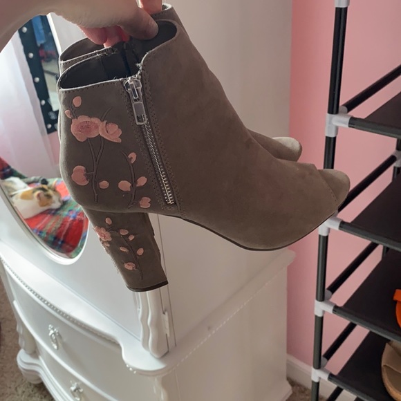 Shoes - Floral heel open toe boots